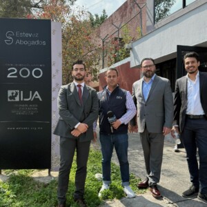 Entrevista TV Azteca en Estévez Abogados Entrevista TV Azteca en Estévez Abogados